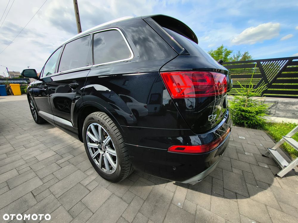 Audi Q7 - 7