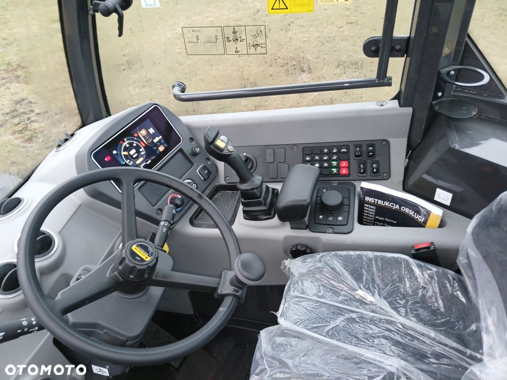 New Holland W50C - 4