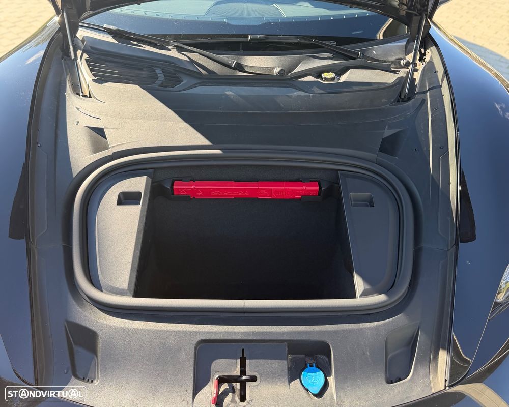 Porsche Taycan Cross Turismo 4 - 17