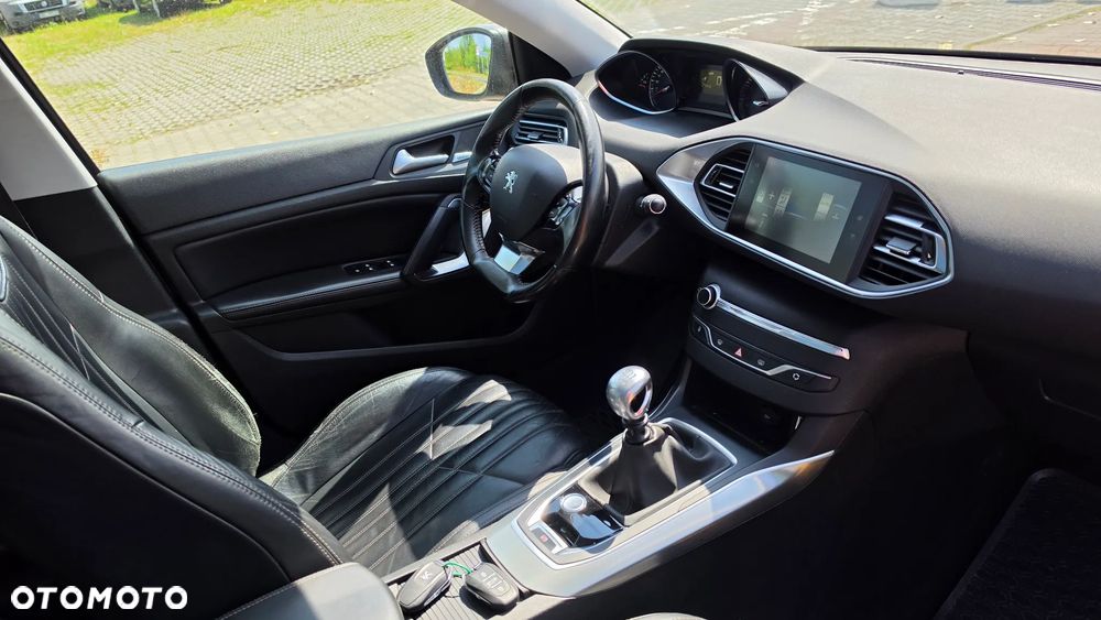 Peugeot 308 BlueHDi FAP 150 Stop & Start Allure - 5