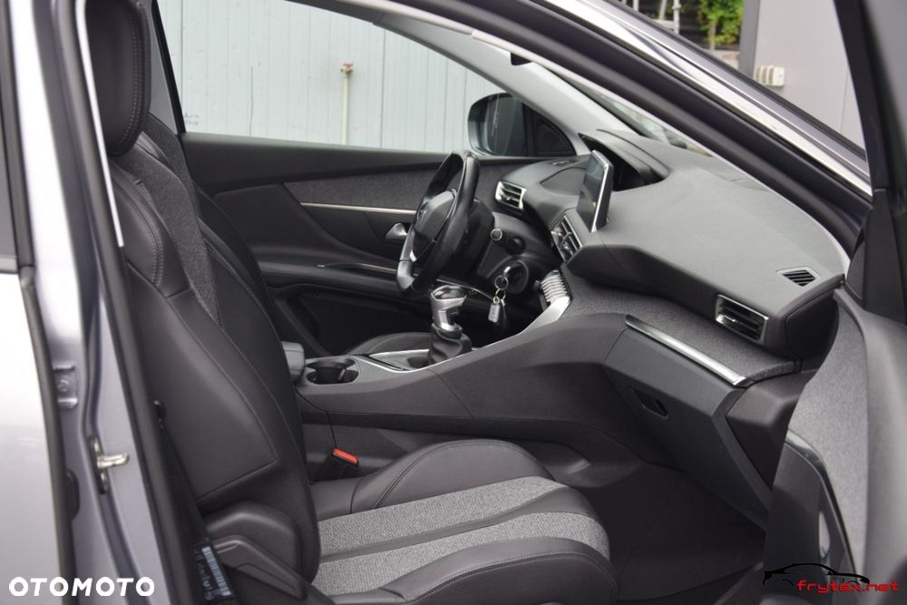Peugeot 3008 - 22