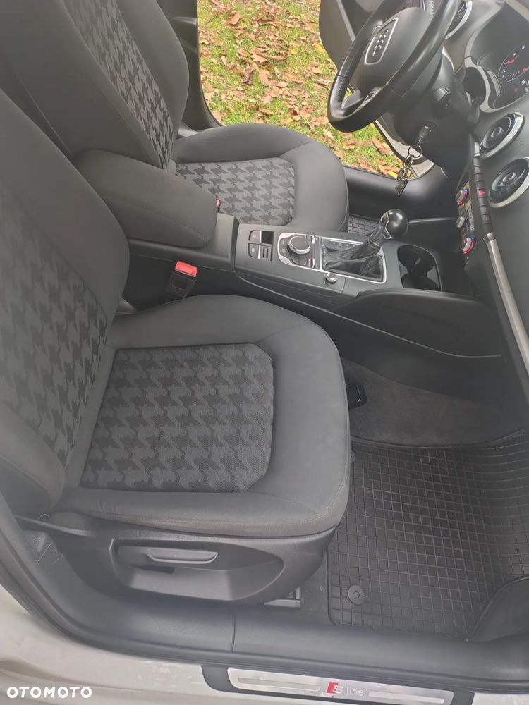 Audi A3 Sportback 1.4 TFSI Attraction S tronic - 23