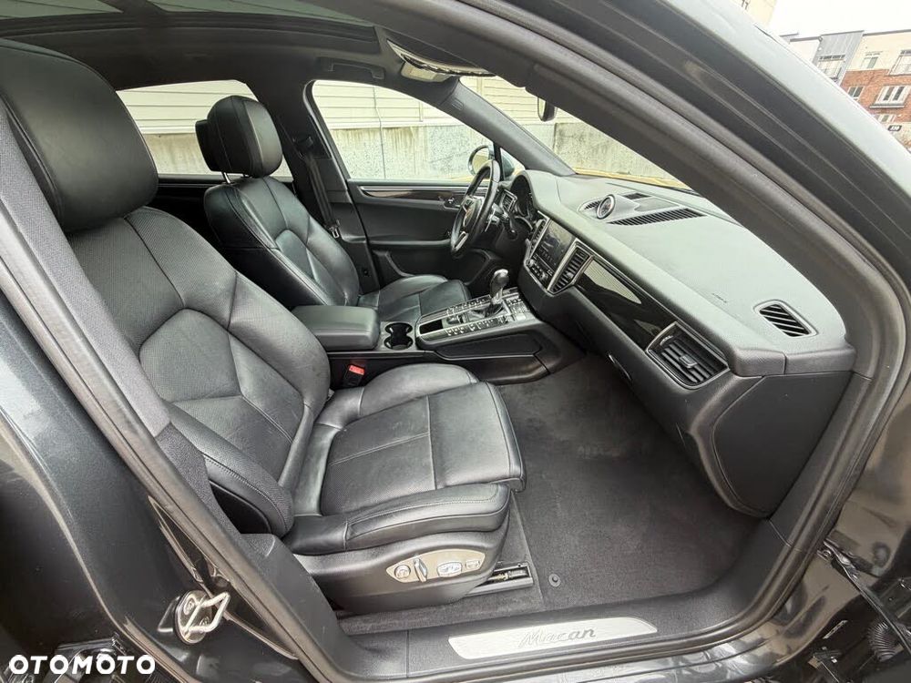 Porsche Macan Standard - 11