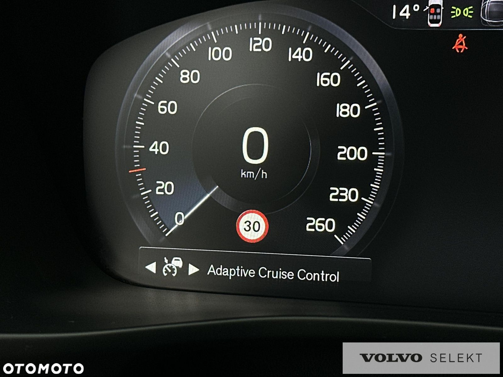 Volvo XC 40 - 22