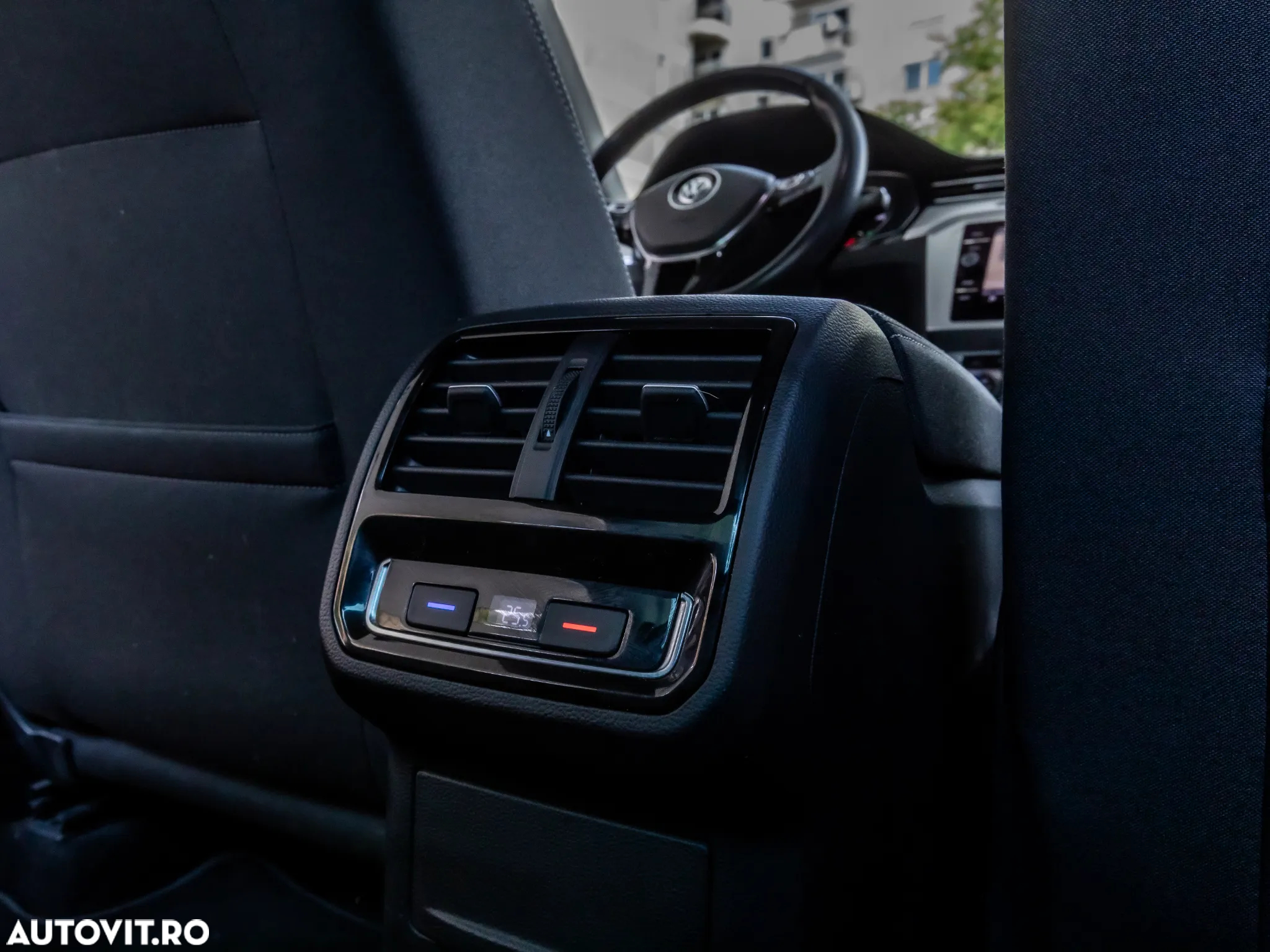 Volkswagen Passat Variant 1.5 TSI ACT OPF DSG Comfortline - 13
