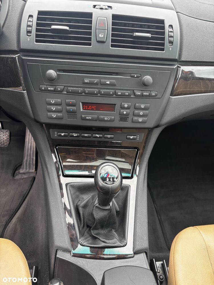BMW X3 xDrive20d - 25