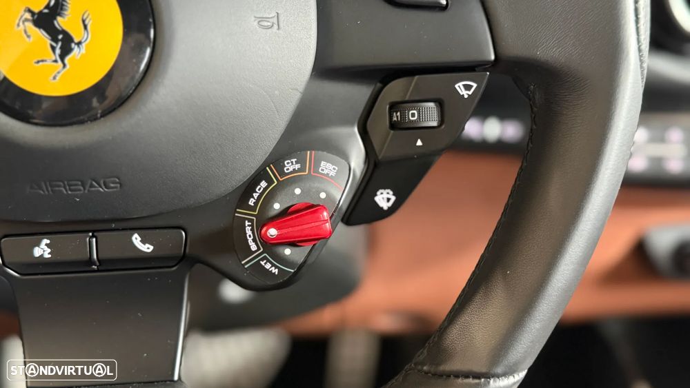 Ferrari 812 Superfast 6.5 V12 - 23