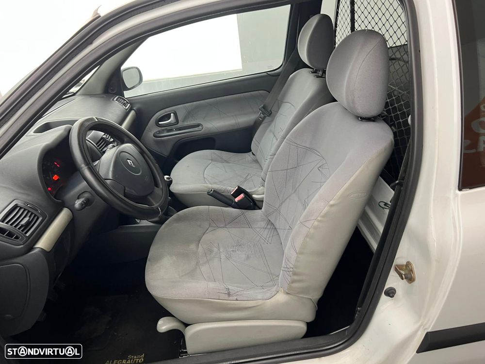 Renault CLIO VAN 1.5 DCI - 6