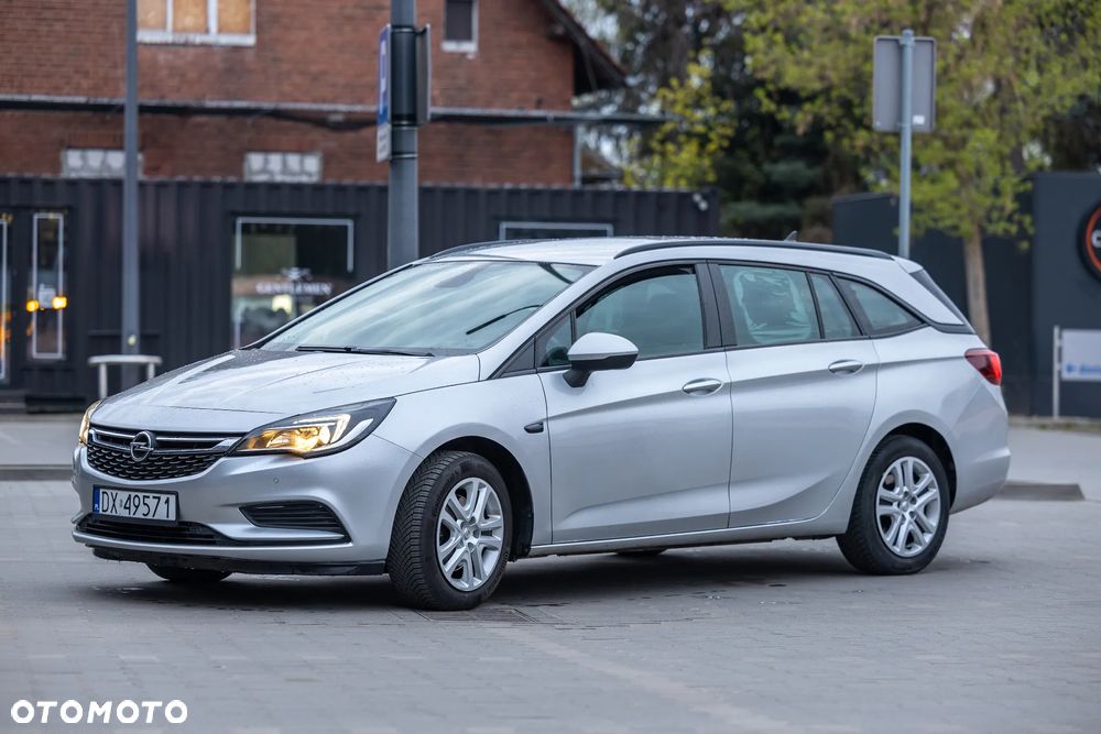 Opel Astra 1.6 CDTI DPF ecoFLEX TourerStart/Stop Style - 2