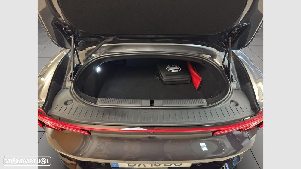 MG Cyberster 77 kWh GT - 13