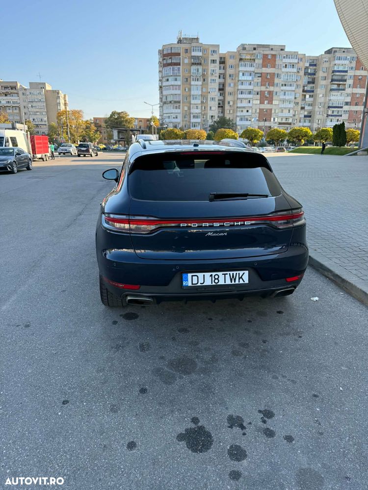 Porsche Macan Standard - 4