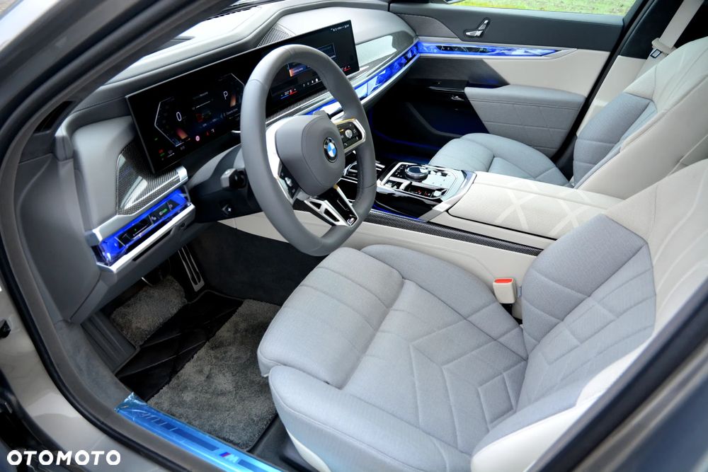 BMW Seria 7 740d xDrive mHEV sport - 25