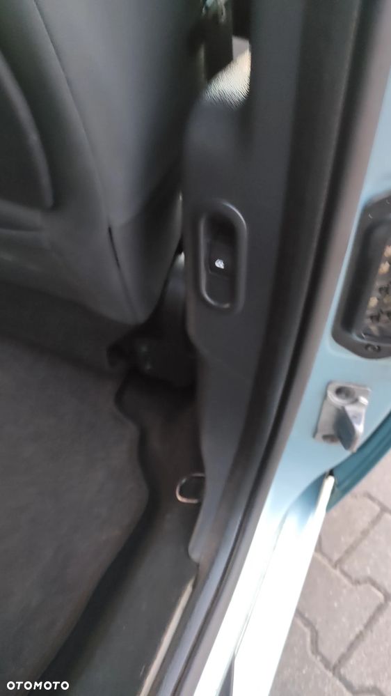Renault Kangoo ENERGY dCi 90 FAP Start & Stop TomTom Edition - 17