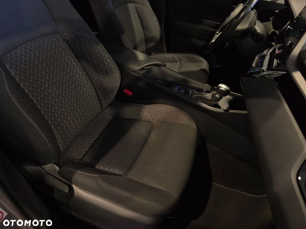 Toyota C-HR Style - 23