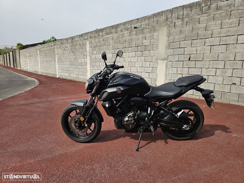 Yamaha MT-07 - 4