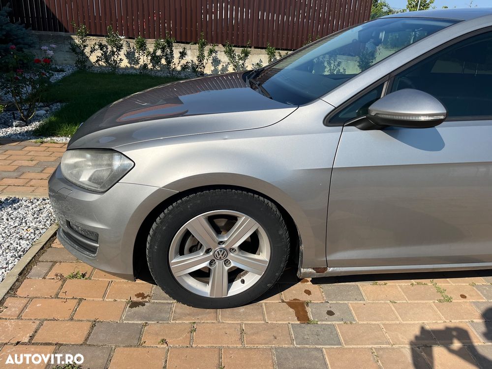 Volkswagen Golf - 17