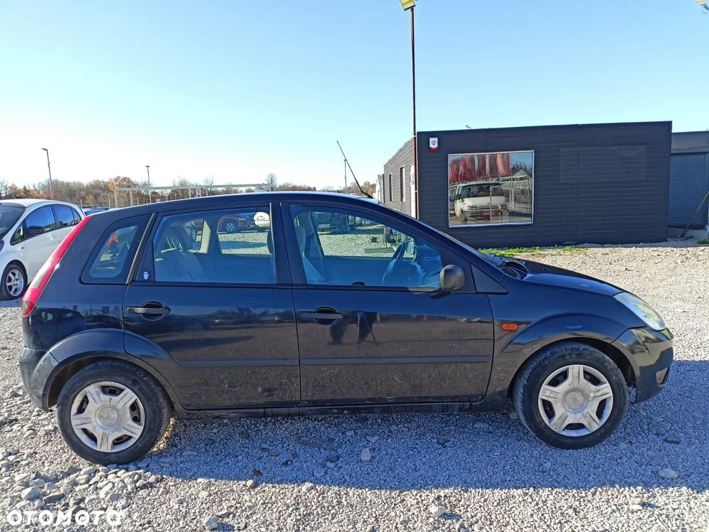 Ford Fiesta - 5
