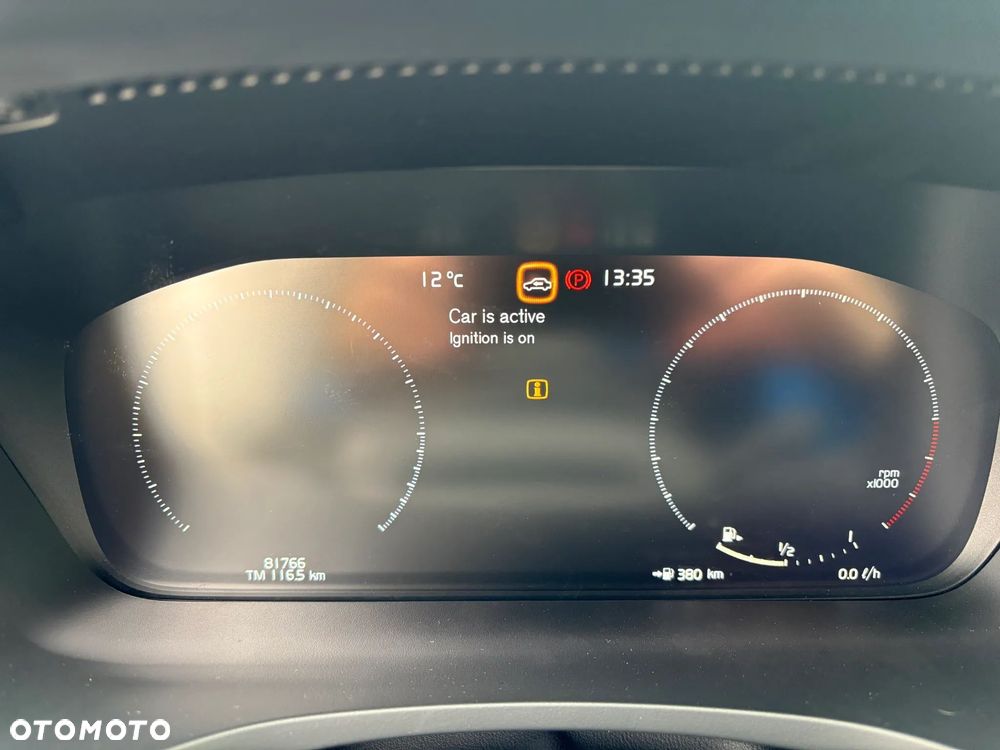 Volvo V60 T4 R-Design - 13