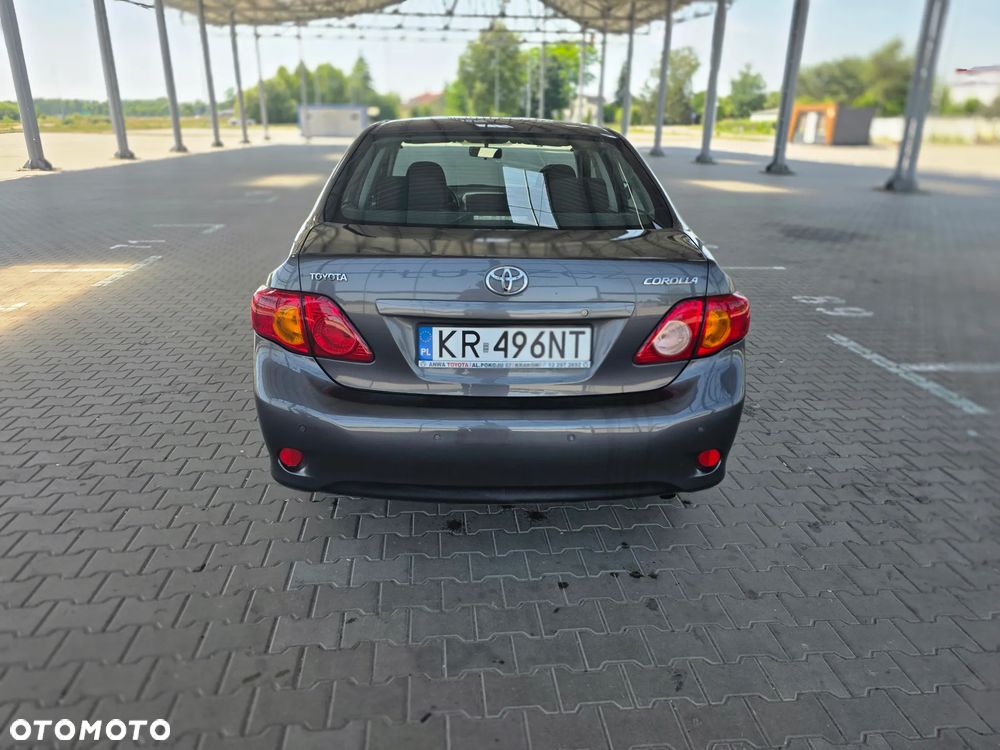 Toyota Corolla 1.6 Luna Start - 8