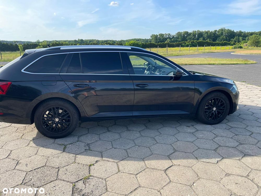 Skoda Superb 2.0 TDI Style DSG7 - 2