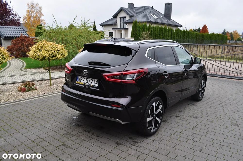 Nissan Qashqai 1.3 DIG-T TEKNA - 18