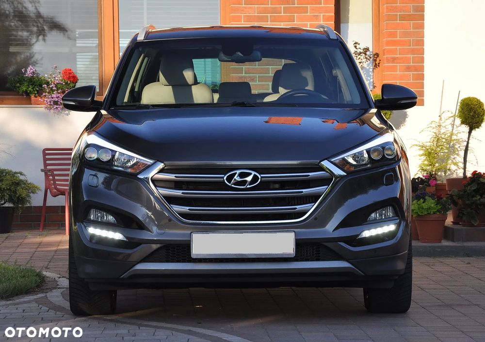 Hyundai Tucson blue 1.7 CRDi 2WD DCT Premium - 9