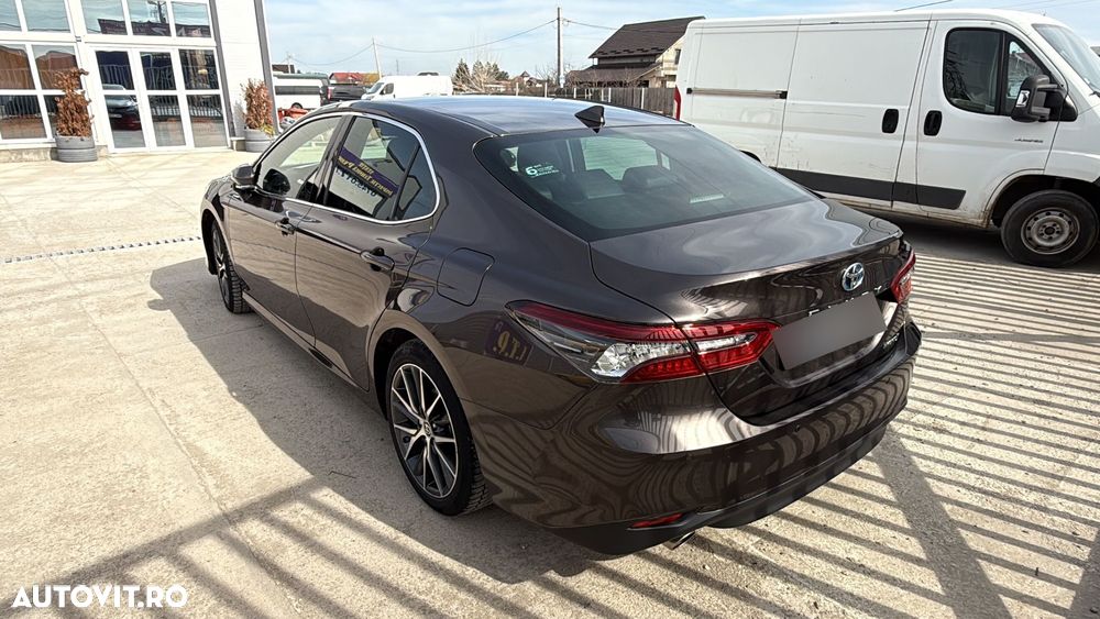 Toyota Camry 2.5 Dynamic - 4