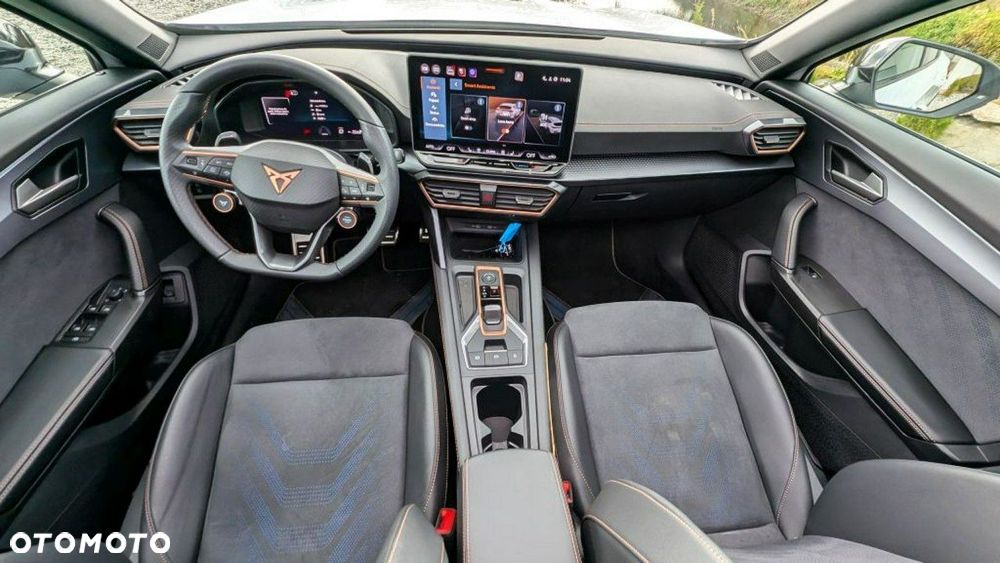 Cupra Formentor 2.0 TSI 4Drive DSG VZ Black Edition - 38