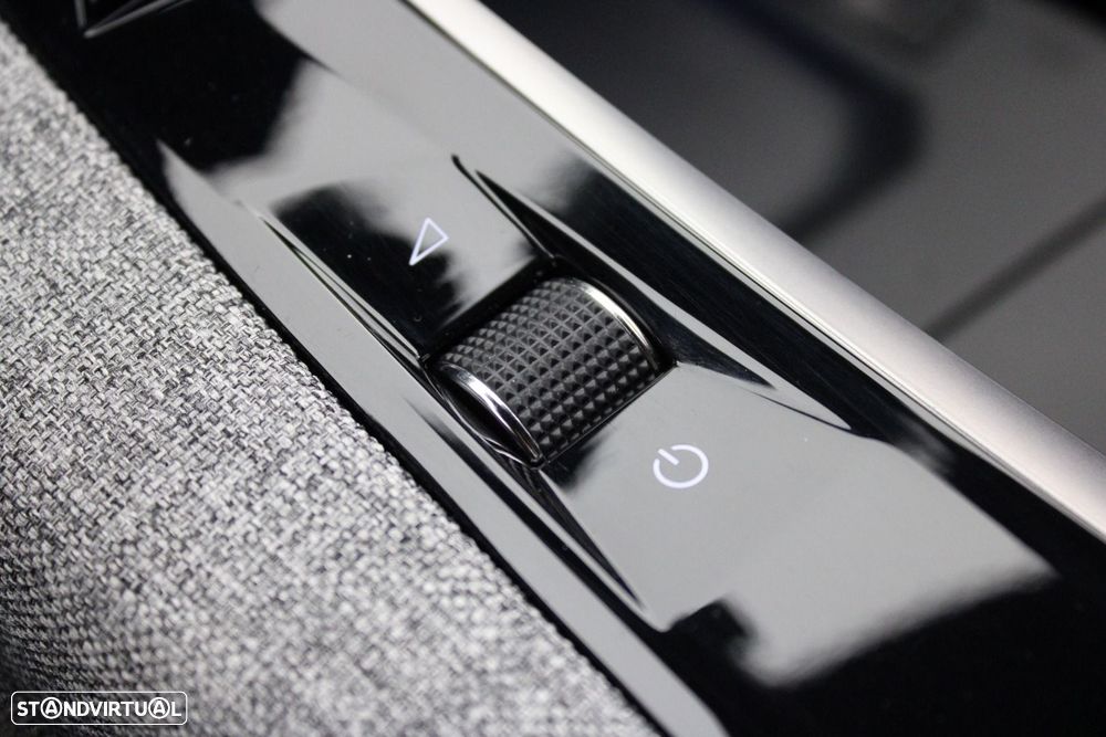 Peugeot E-3008 73 kWh GT - 38