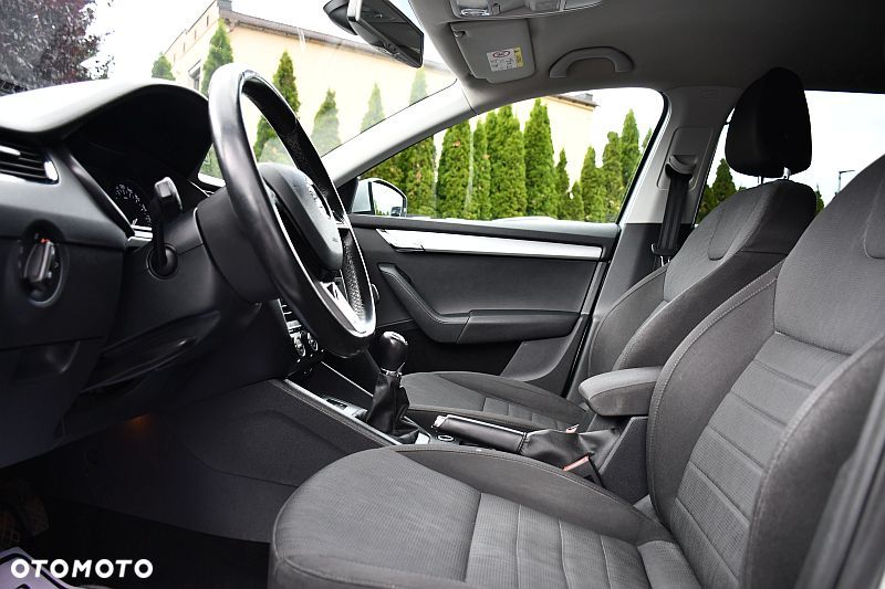 Skoda Octavia 1.6 TDI (Green tec) Style - 10