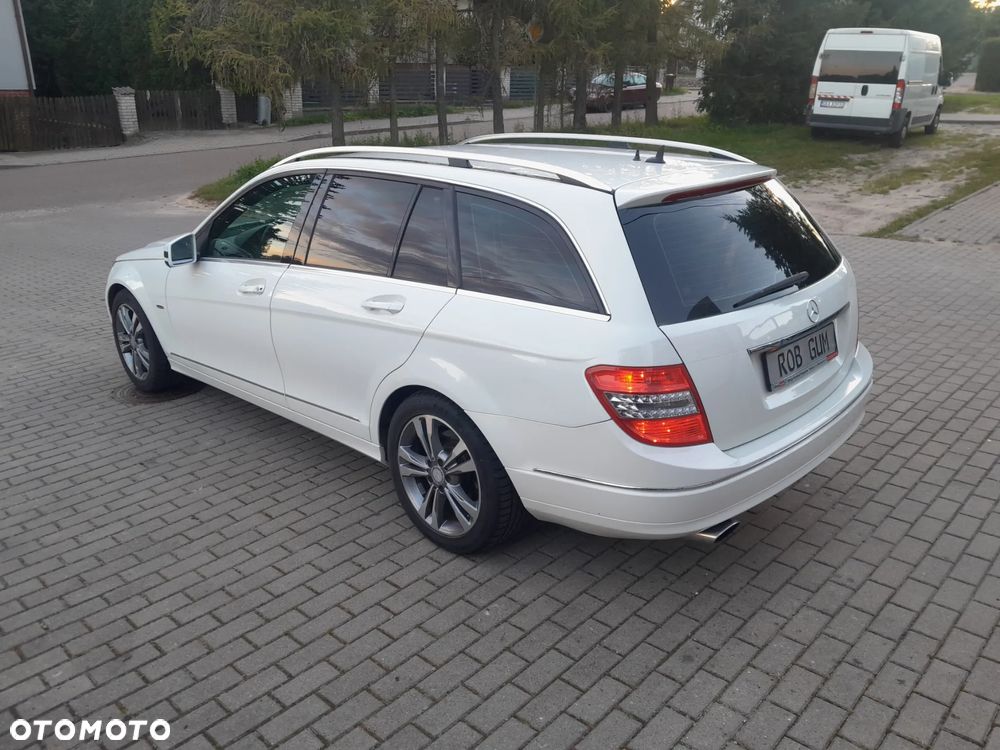 Mercedes-Benz Klasa C 220 CDI DPF Automatik BlueEFFICIENCY Avantgarde - 3