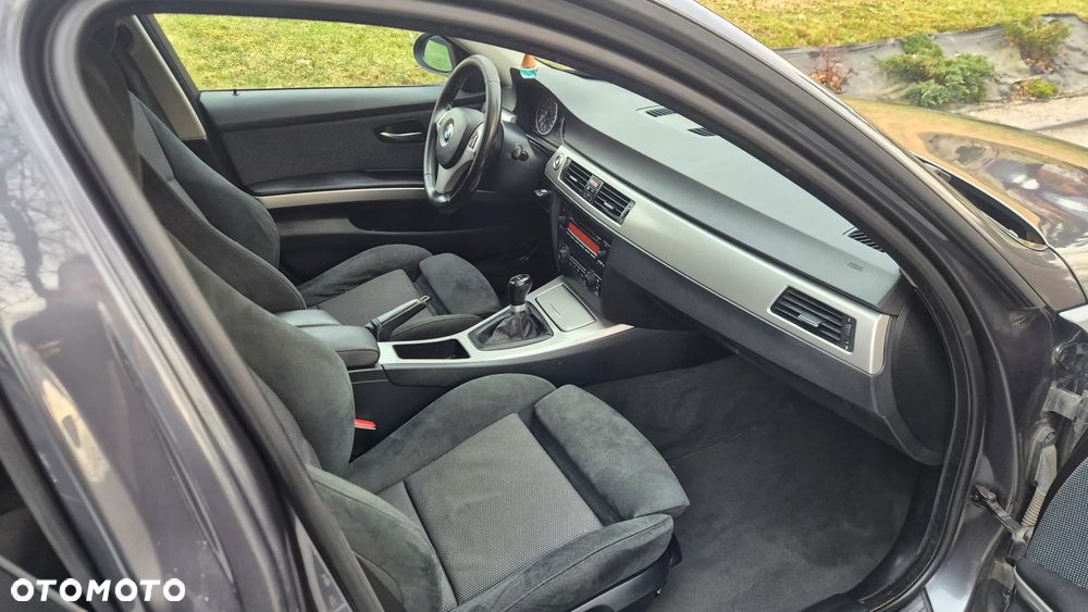 BMW Seria 3 318d DPF - 7