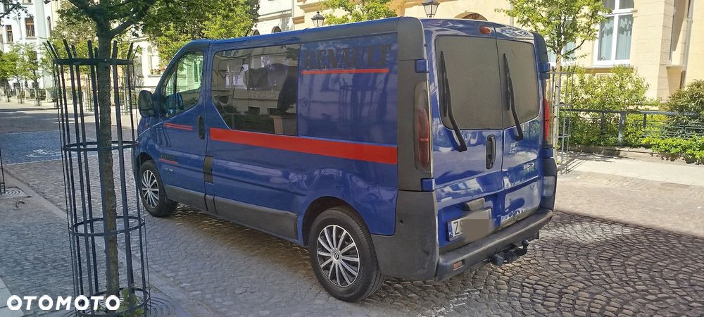 Renault Trafic - 2