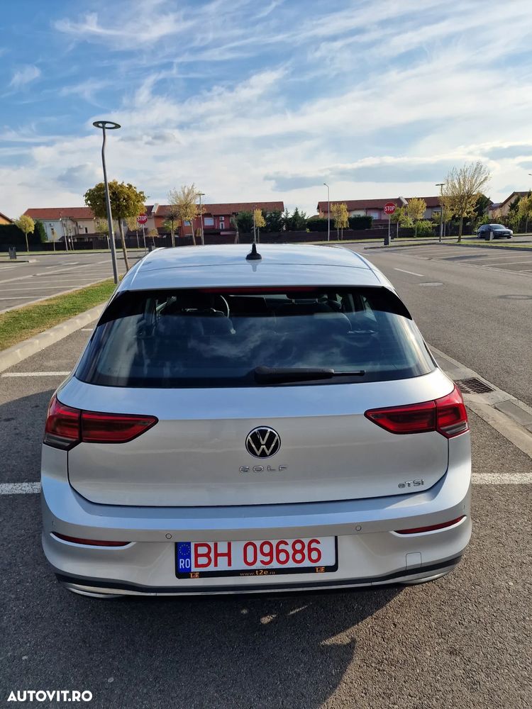 Volkswagen Golf - 4