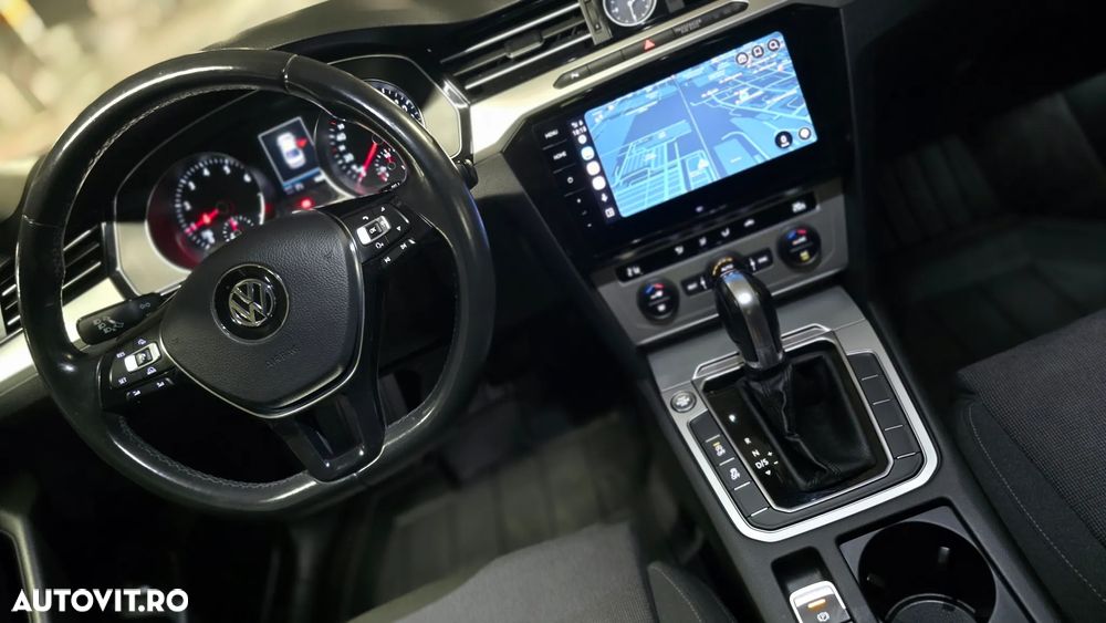 Volkswagen Passat 1.8 TSI (BlueMotion Technology) DSG Comfortline - 22