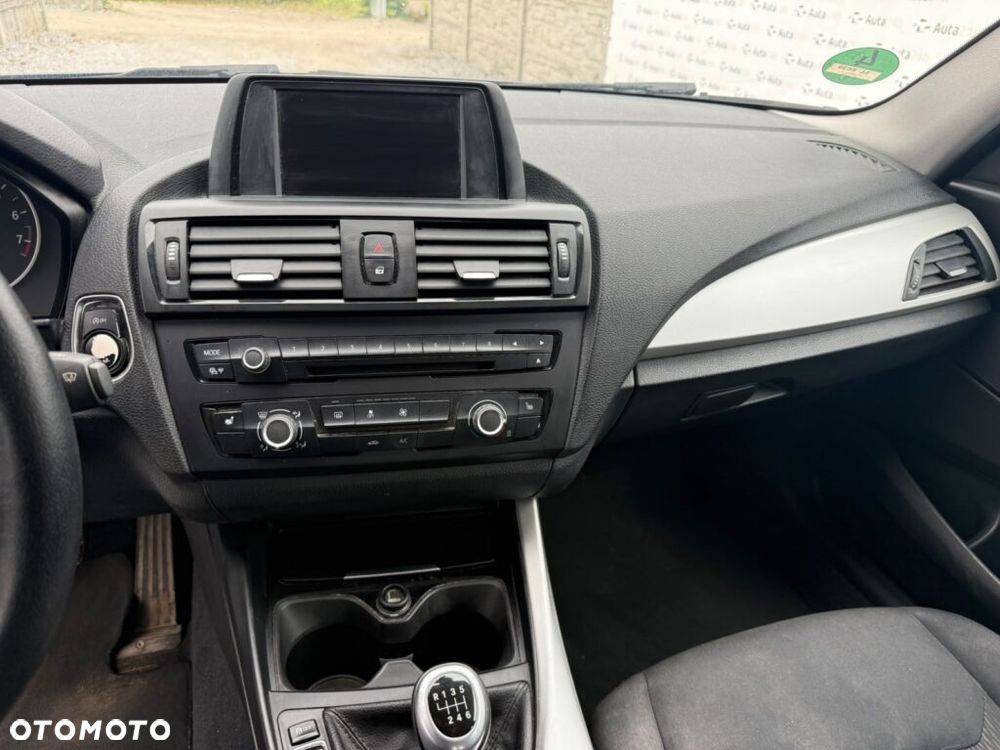 BMW Seria 1 116i - 9