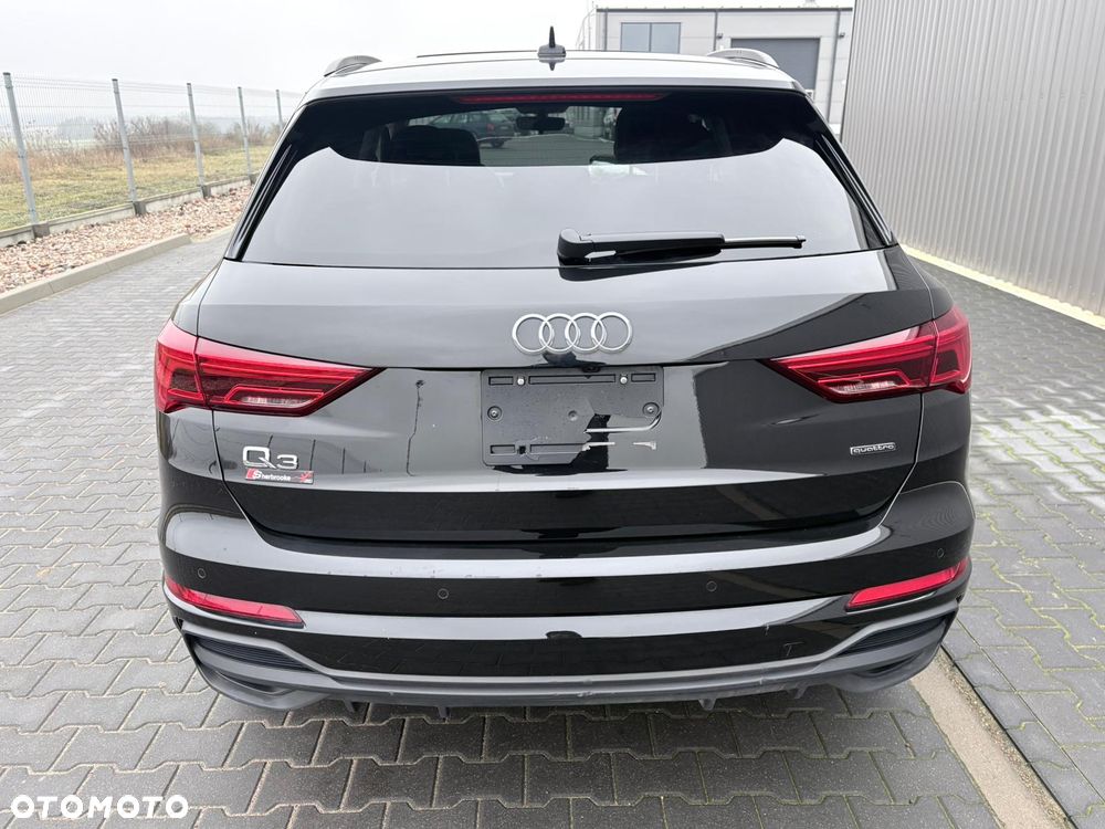 Audi Q3 45 TFSI Quattro S tronic S line - 2