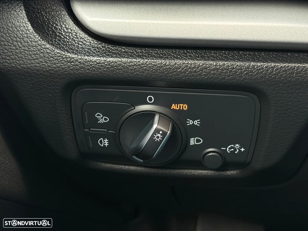 Audi A3 1.6 TDI S tronic - 21