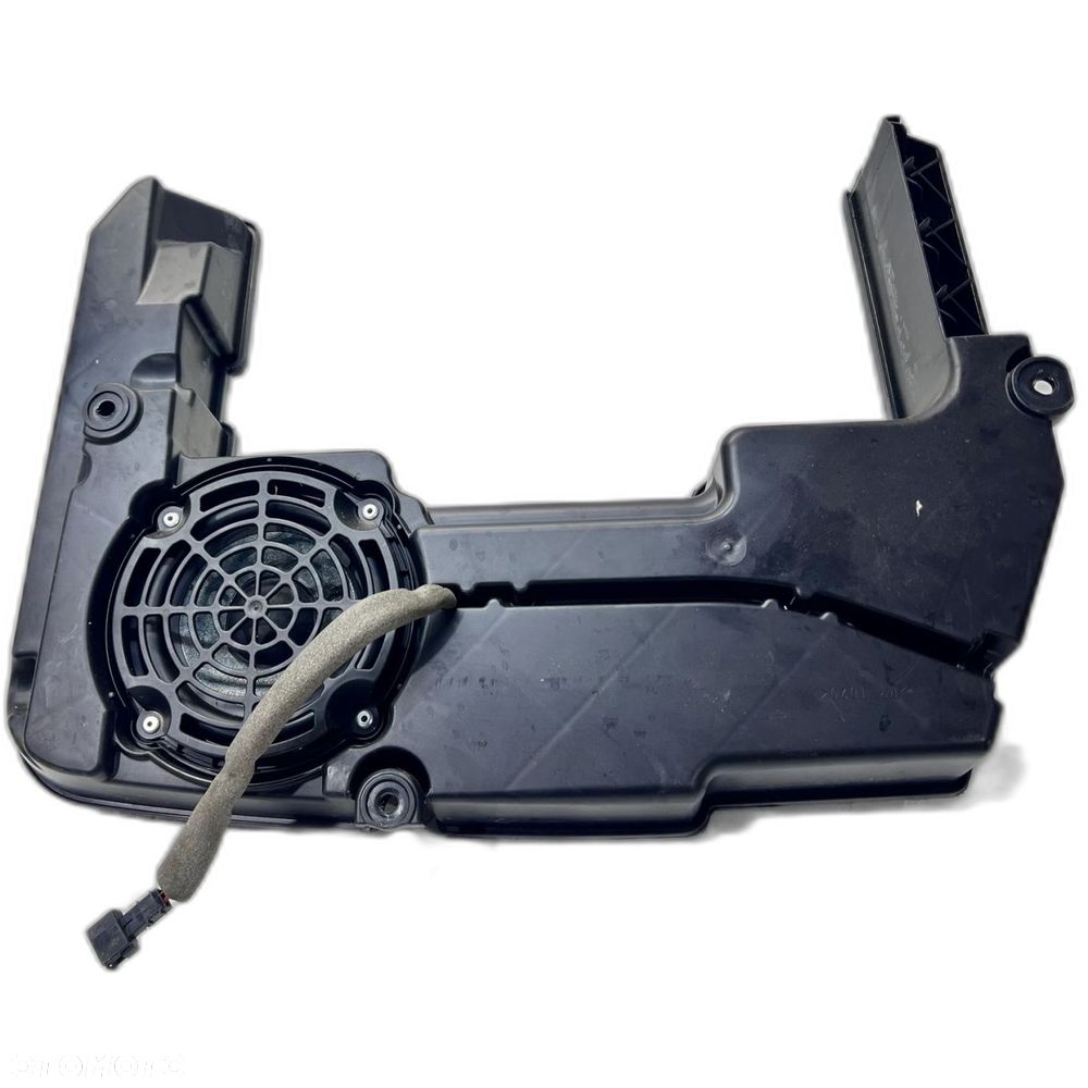 GŁOŚNIK SUBWOOFER TUBA AUDI A4 B8 AVANT 8K9035382B - 1