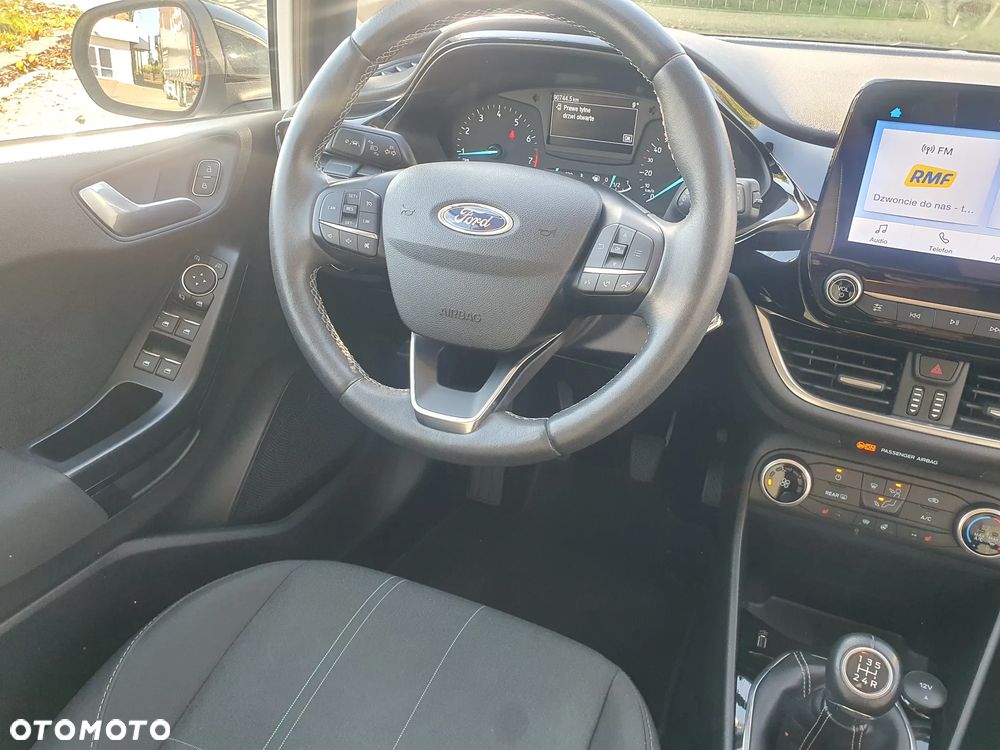 Ford Fiesta - 11