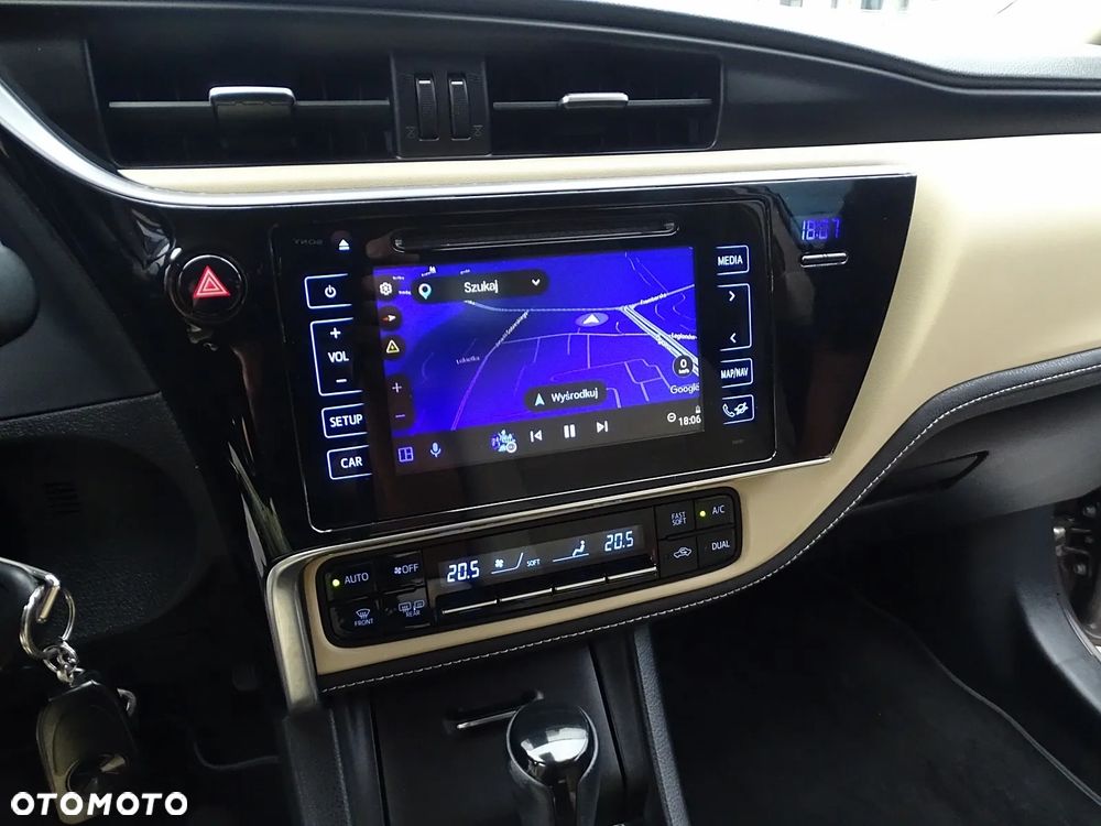 Toyota Corolla 1.6 Comfort MS - 27