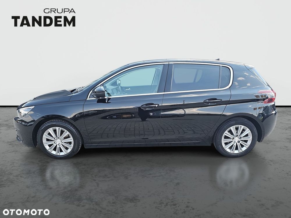 Peugeot 308 - 8