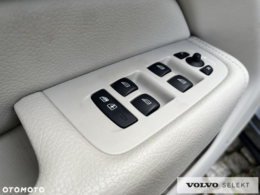 Volvo XC 60 - 13