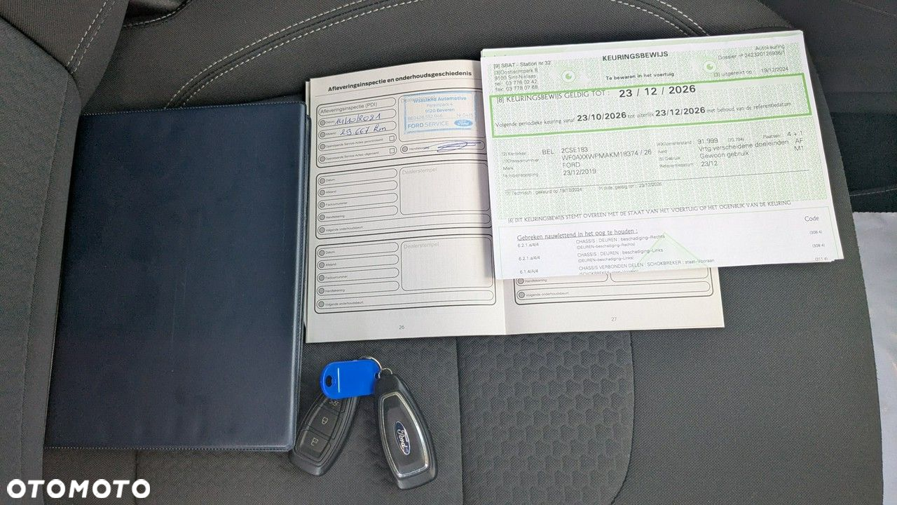 Ford Kuga - 22