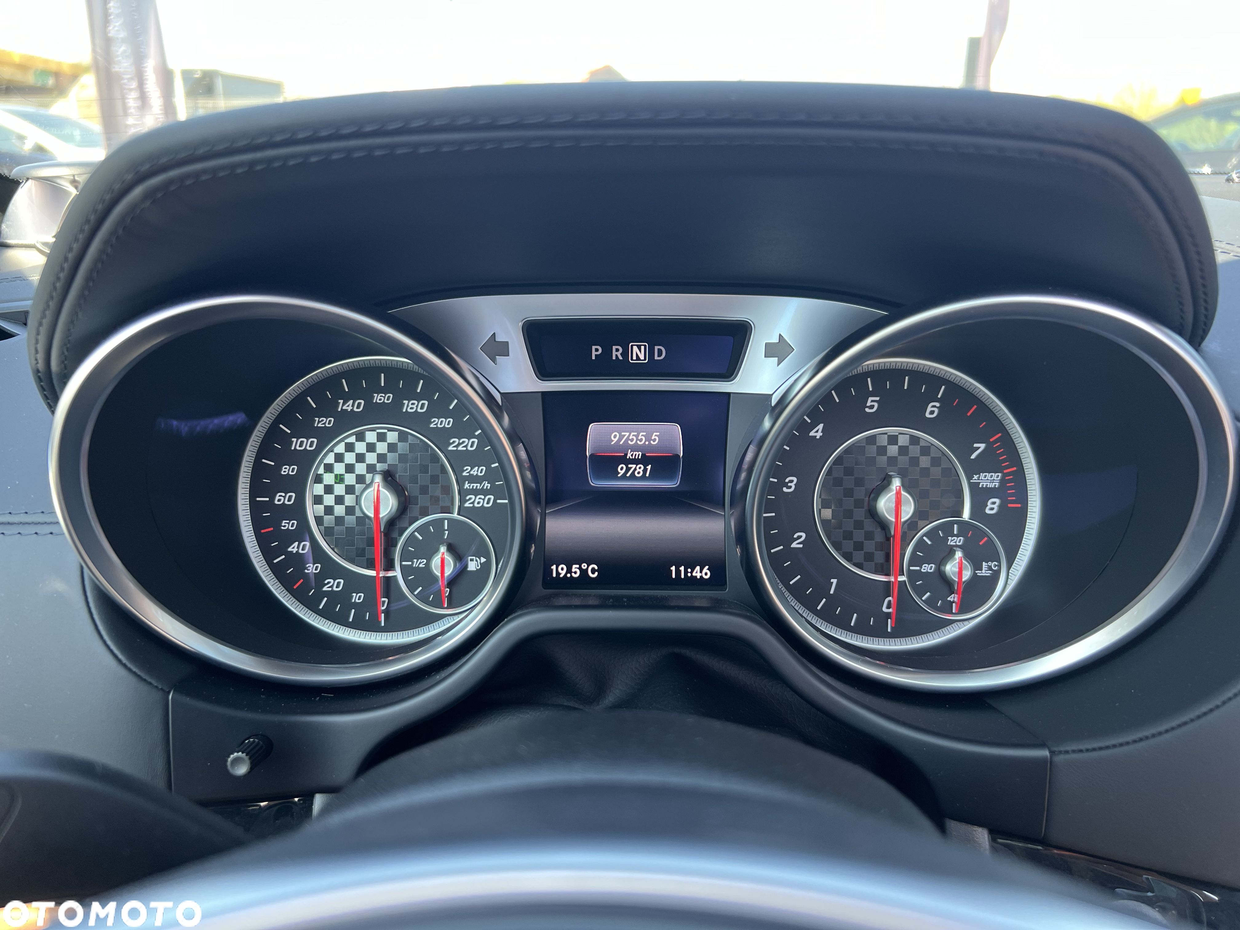 Mercedes-Benz SL 500 - 23