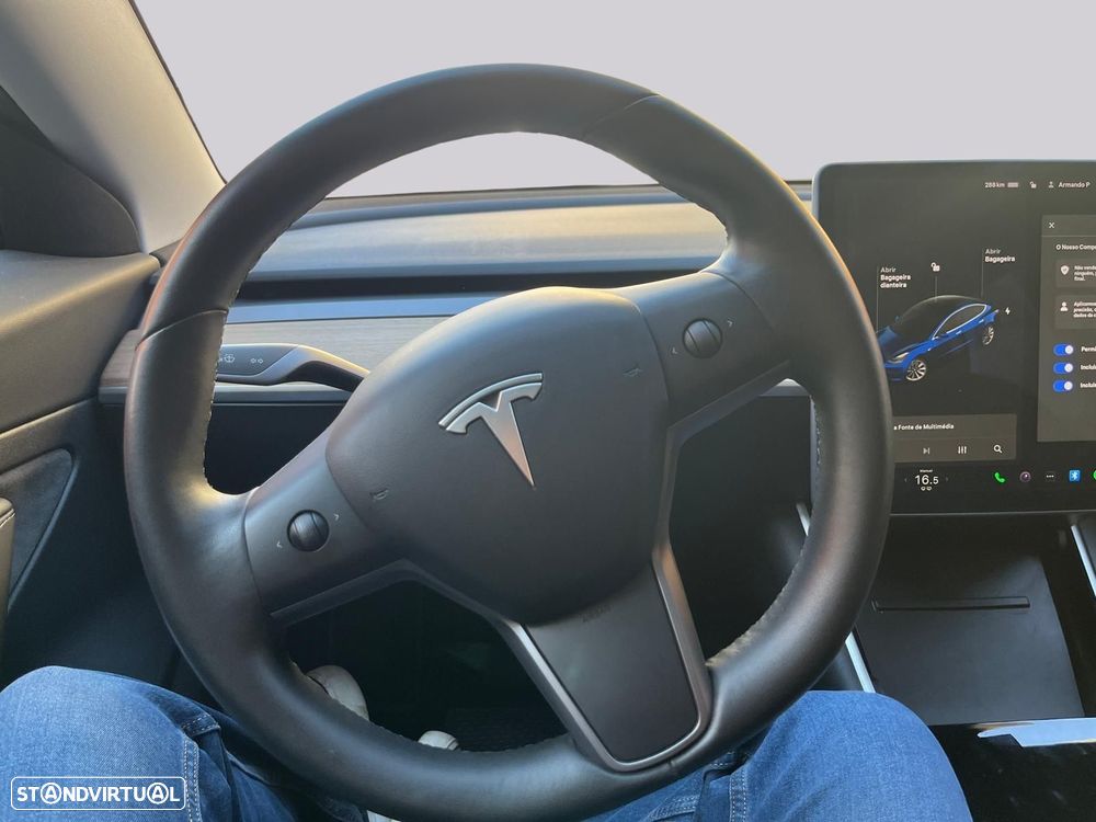 Tesla Model 3 - 15