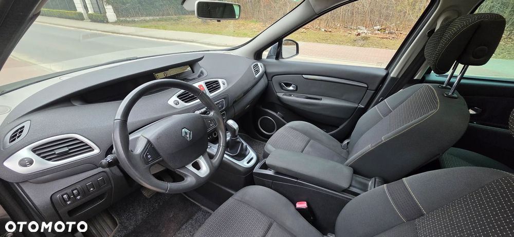 Renault Scenic 2.0 16V Bose Edition CVT - 16