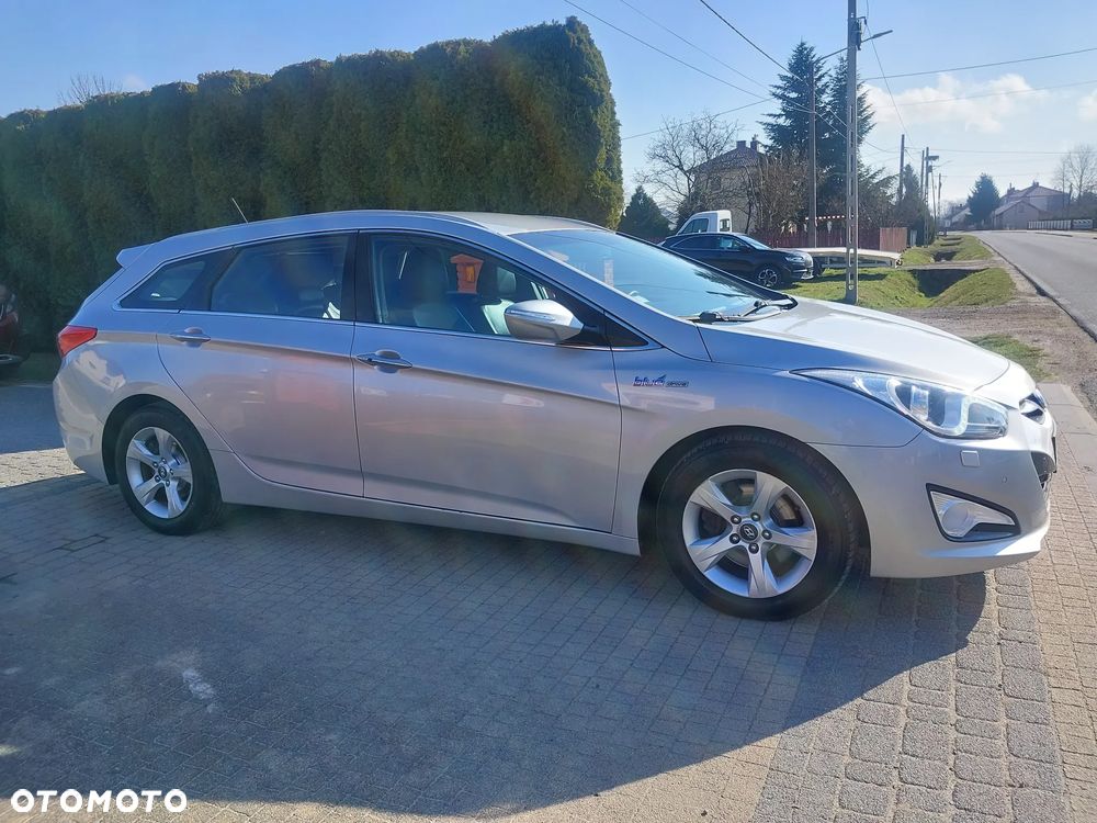 Hyundai i40 Kombi 1.7 CRDi Premium - 8