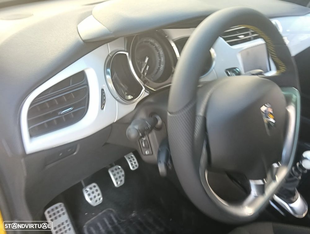Citroën DS3 1.6 VTi So Chic - 15