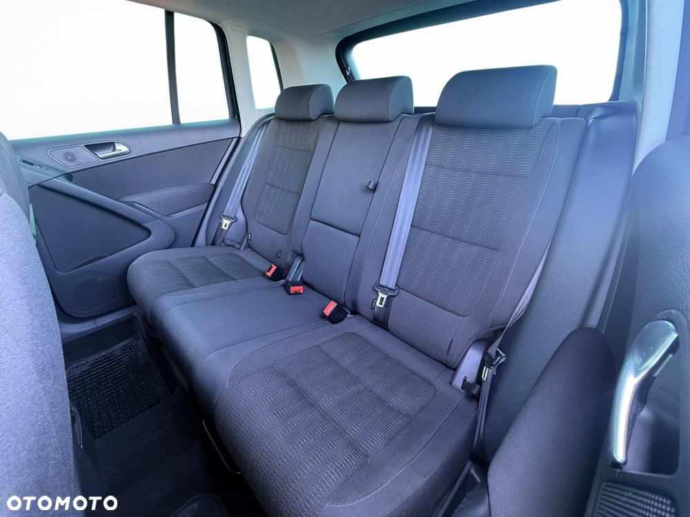 Volkswagen Tiguan - 28